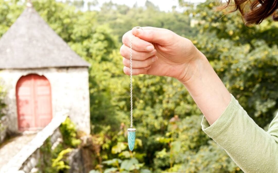 SE RELIER A SON COEUR ET ECOUTER SON INTUITION — Formation Pendule & Oracles